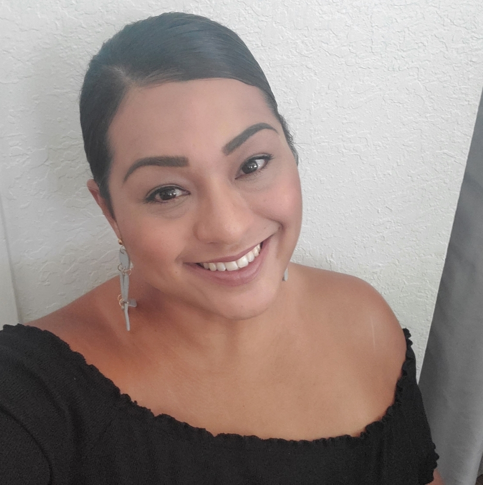 Meet your Posher, Candice